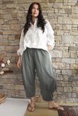 Jo Jo Quirky Classic Barrel Pant Khaki 